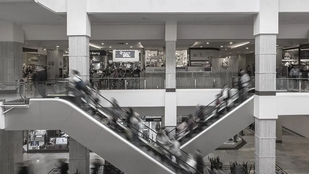 Contamos com fluxo de mais de 1 milhão de frequentadores por shopping impactados ao mês.